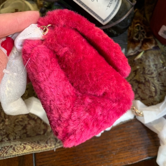 Authentic KATE SPADE FAUX FUR TURNLOCK Small CLUTCH/Crossbody - Picture 6 of 15